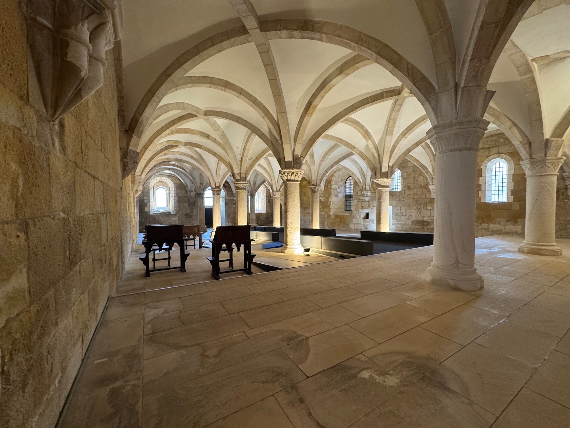 Schreibpulte im Kloster